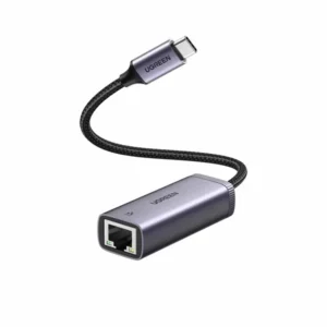 Adaptador USB-C 3.1 a Ethernet Gigabit CM483 modelo 40322, color gris, con puerto RJ-45 para conexión de red cableada de alta velocidad.