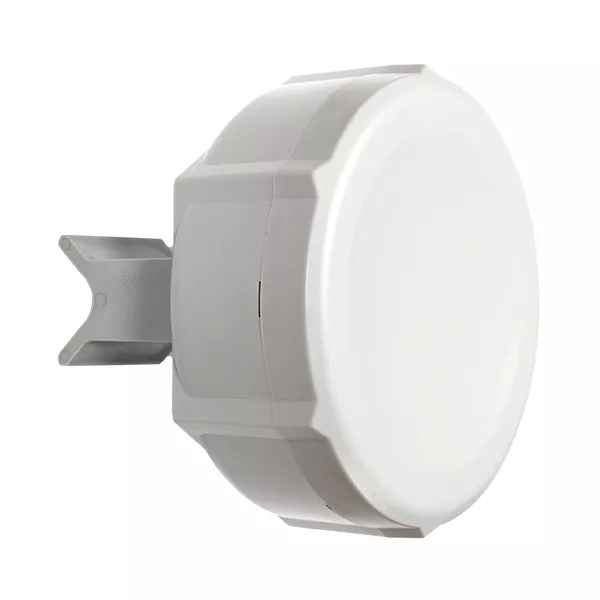 Antena blanca de forma circular