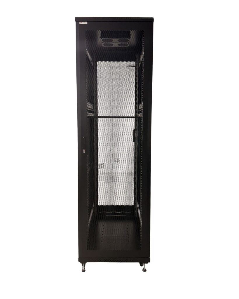 Xtring A36042 Gabinete metálico de piso 42U: 600 x 1000 mm, incluye bandeja y 4 ventiladores